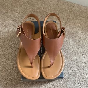 Tommy Hilfiger Kitty Sandal Brown NIB size 9M